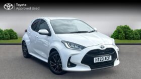Used Toyota Yaris 1.5 VVT-h Design E-CVT Euro 6 (s/s) 5dr