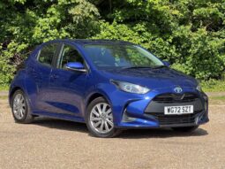 Used Toyota Yaris 1.5 VVT-h Icon Hatchback 5dr Petrol Hybrid E-CVT Euro 6 (s/s) (116 ps) full