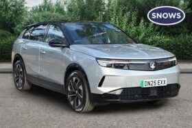 Used Vauxhall Grandland 73kWh GS Auto 5dr