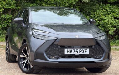 Used Toyota C-HR 2.0 VVT 13.6kWh Design SUV 5dr Petrol Plug-in Hybrid CVT Euro 6 (s/s) (223 ps)