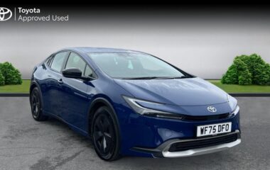 Used Toyota Prius 2.0 13.6kWh Design CVT Euro 6 (s/s) 5dr