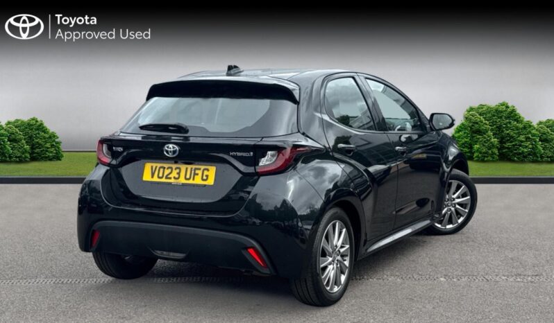 Used Toyota Yaris 1.5 VVT-h Icon E-CVT Euro 6 (s/s) 5dr full
