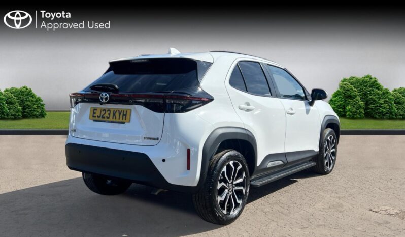 Used Toyota Yaris Cross 1.5 VVT-h Design E-CVT Euro 6 (s/s) 5dr full