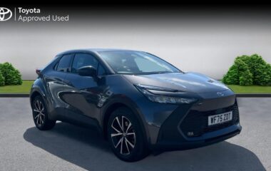 Used Toyota C-HR 2.0 VVT 13.6kWh Design CVT Euro 6 (s/s) 5dr