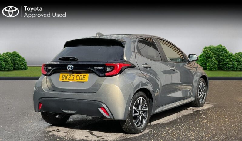 Used Toyota Yaris 1.5 VVT-h Design E-CVT Euro 6 (s/s) 5dr full