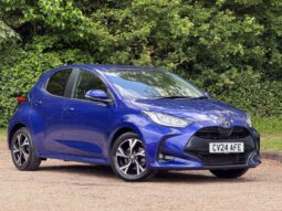 Used Toyota Yaris 1.5 VVT-h Design Hatchback 5dr Petrol Hybrid E-CVT Euro 6 (s/s) (116 ps) full