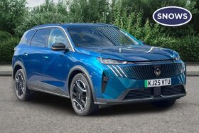 Used Peugeot 5008 73kWh Allure Auto 5dr