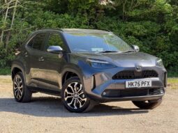 Used Toyota Yaris Cross 1.5 VVT-h Design SUV 5dr Petrol Hybrid E-CVT Euro 6 (s/s) (130 ps) full