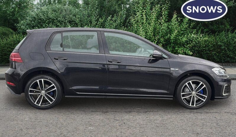 Used Volkswagen Golf 1.4 TSI 8.7kWh GTE DSG Euro 6 (s/s) 5dr full