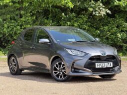 Used Toyota Yaris 1.5 VVT-h Design Hatchback 5dr Petrol Hybrid E-CVT Euro 6 (s/s) (116 ps) full