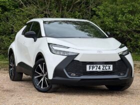 Used Toyota CHR 2.0 VVT 13.6kWh Design SUV 5dr Petrol Plug-in Hybrid CVT Euro 6 (s/s) (223 ps)