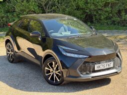 Used Toyota C-HR 2.0 VVT 13.6kWh Design SUV 5dr Petrol Plug-in Hybrid CVT Euro 6 (s/s) (223 ps) full