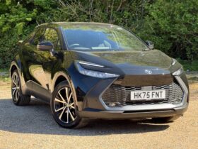 Used Toyota C-HR 2.0 VVT 13.6kWh Design SUV 5dr Petrol Plug-in Hybrid CVT Euro 6 (s/s) (223 ps)