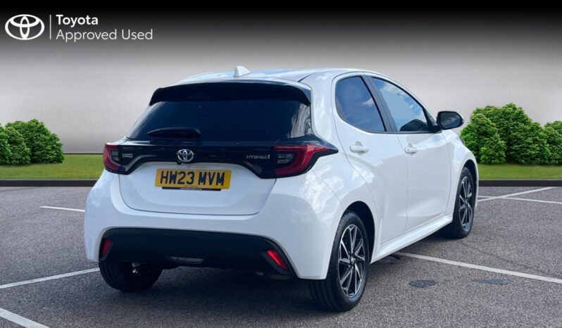 Used Toyota Yaris 1.5 VVT-h Design Hatchback 5dr Petrol Hybrid E-CVT Euro 6 (s/s) (116 ps) full