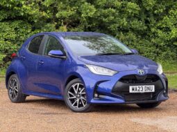 Used Toyota Yaris 1.5 VVT-h Design Hatchback 5dr Petrol Hybrid E-CVT Euro 6 (s/s) (116 ps) full