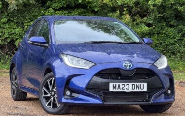 Used Toyota Yaris 1.5 VVT-h Design Hatchback 5dr Petrol Hybrid E-CVT Euro 6 (s/s) (116 ps)