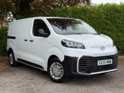 Used Toyota Proace 2.0D Icon Medium Panel Van 6dr Diesel Manual MWB Euro 6 (145 ps) full