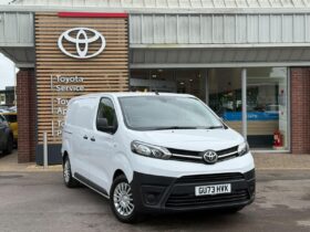Used Toyota Proace 1.5D Icon Medium Panel Van 6dr Diesel Manual MWB Euro 6 (s/s) (120 bhp)