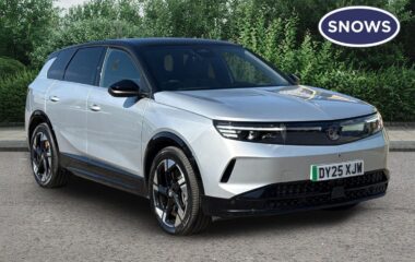 Used Vauxhall Grandland 73kWh Ultimate Auto 5dr