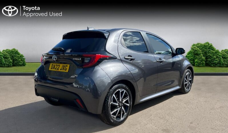 Used Toyota Yaris 1.5 VVT-h Design E-CVT Euro 6 (s/s) 5dr full