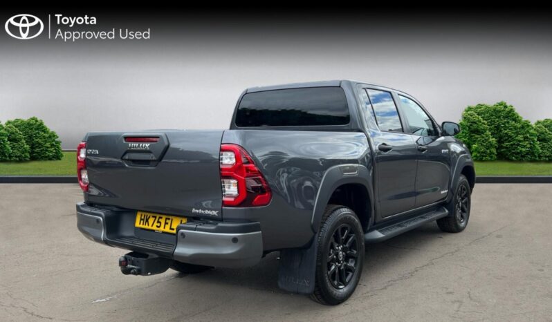 Used Toyota Hilux 2.8 D-4D-h Invincible X Pickup 4dr Diesel Hybrid Auto 4WD Euro 6 (204 ps) full