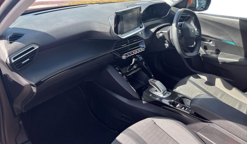 Used Peugeot 2008 50kWh Allure Auto 5dr full