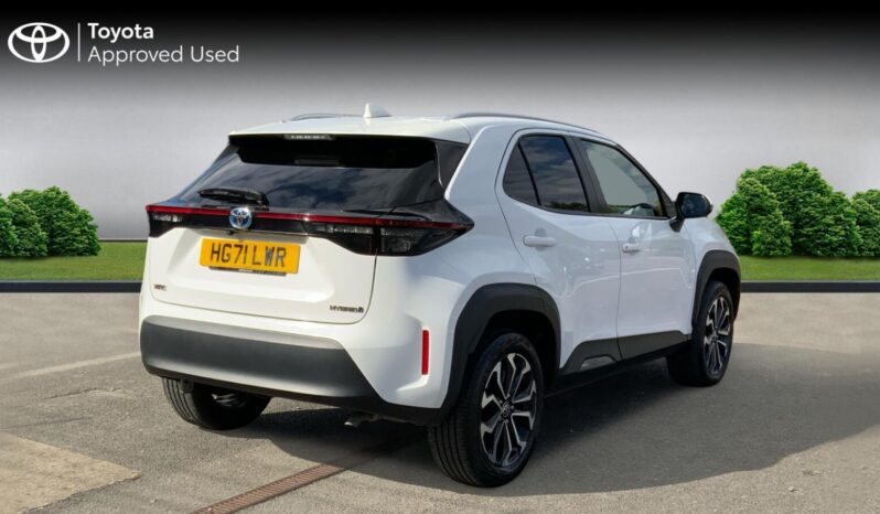 Used Toyota Yaris Cross 1.5 VVT-h Design E-CVT Euro 6 (s/s) 5dr full