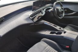 Used Peugeot 3008 73kWh GT Auto 5dr full