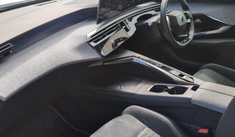 Used Peugeot 3008 73kWh GT Auto 5dr full