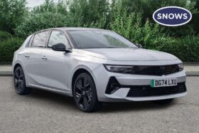 Used Vauxhall Astra 54kWh GS Auto 5dr