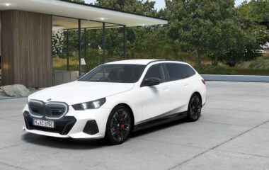 Used BMW i5 M60 83.9kWh Touring Auto xDrive 5dr