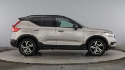 Used Volvo XC40 R-Design, T3 Automatic full