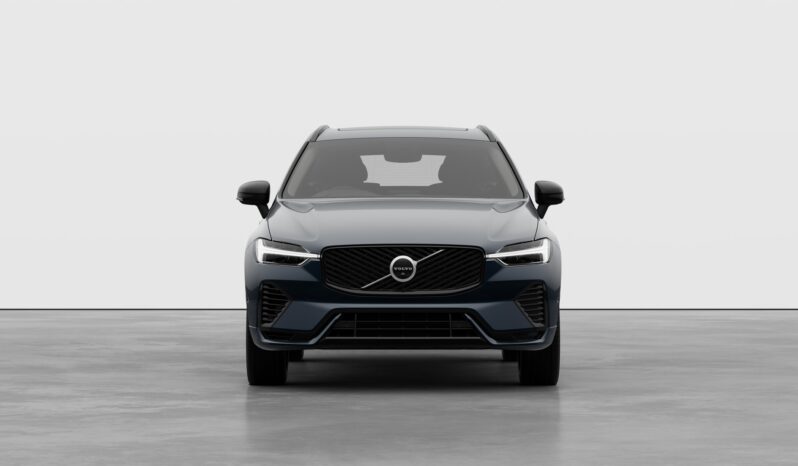Used Volvo XC60 Plus full