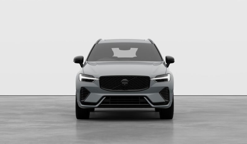 Used Volvo XC60 Plus full