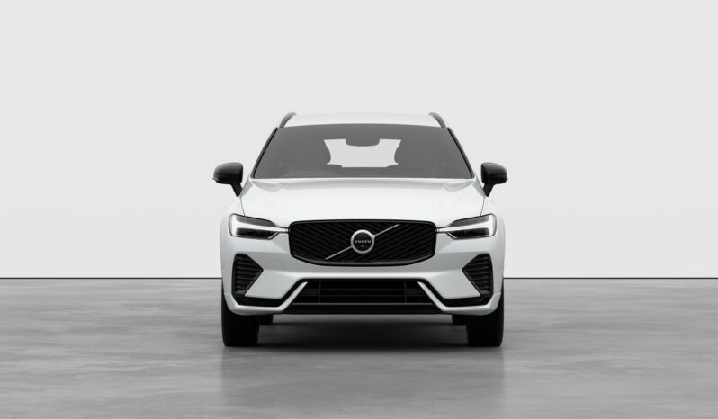 Used Volvo XC60 Plus full