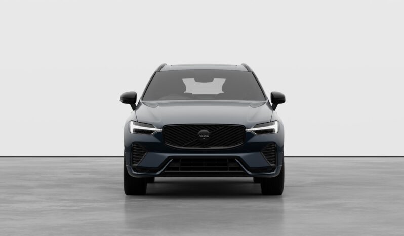 Used Volvo XC60 Plus full