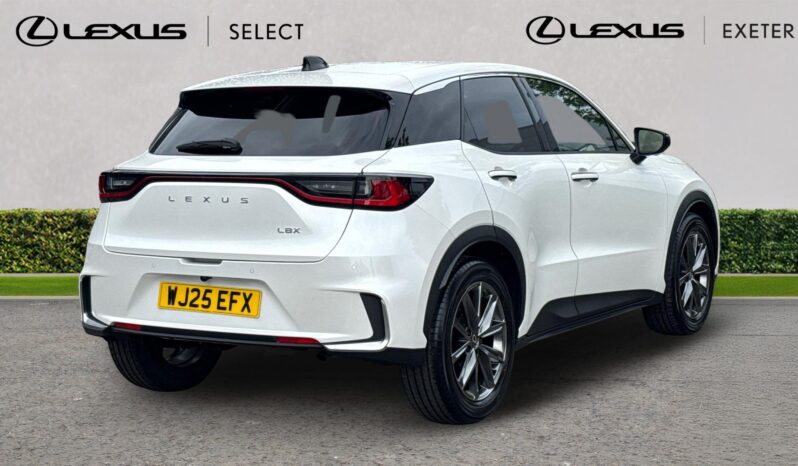 Used Lexus Lbx 1.5 VVT-iE Takumi E-CVT Euro 6 (s/s) 5dr full