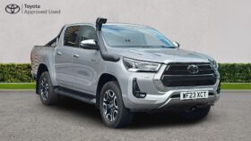 Used Toyota Hilux 2.8 D-4D Invincible Auto 4WD Euro 6 (s/s) 4dr