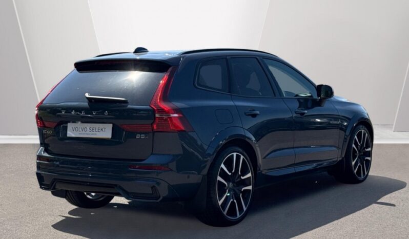 Used Volvo XC60 Ultimate, B5 AWD mild hybrid, Petrol, Dark full