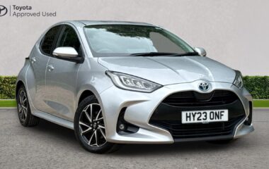 Used Toyota Yaris 1.5 VVT-h Design Hatchback 5dr Petrol Hybrid E-CVT Euro 6 (s/s) (116 ps)