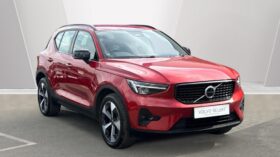 Used Volvo XC40 Plus, B3 Mild hybrid, Petrol, Dark