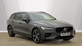 Used Volvo V60 Plus, B4 Mild hybrid, Petrol, Dark