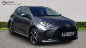 Used Toyota Yaris 1.5 VVT-h Design E-CVT Euro 6 (s/s) 5dr