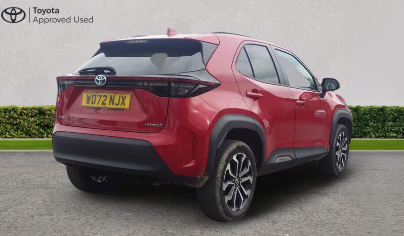 Used Toyota Yaris Cross 1.5 VVT-h Design E-CVT Euro 6 (s/s) 5dr full