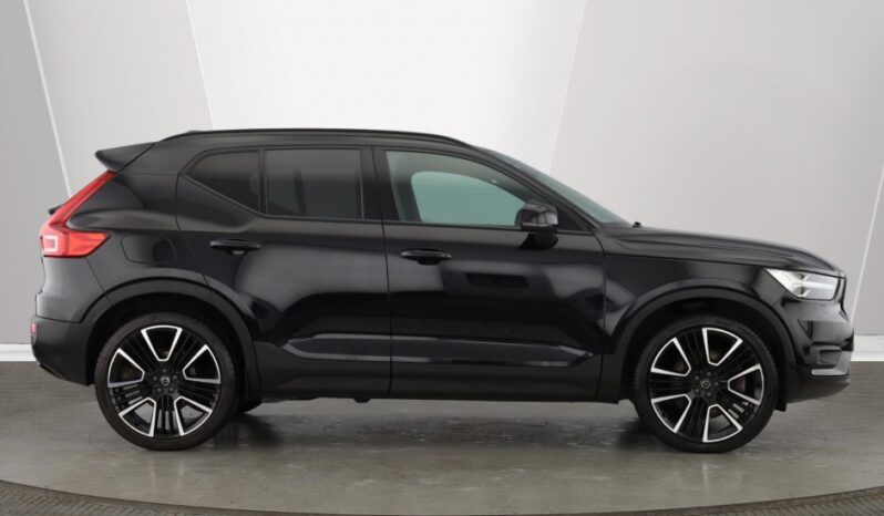 Used Volvo XC40 Recharge R-Design Pro, T5 plug-in hybrid full