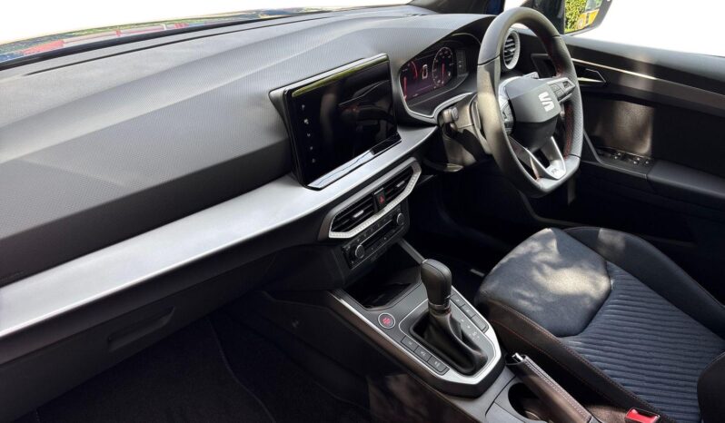 Used SEAT Arona 1.0 TSI 115 FR Black Edition 5dr DSG full