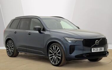 Used Volvo XC90 Ultra, B5 AWD Mild hybrid, Petrol, Dark, 7 Seats