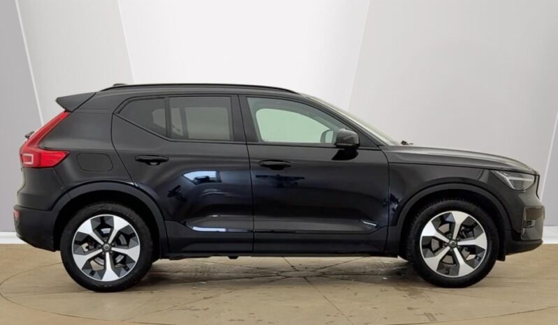 Used Volvo XC40 Ultimate, B3 Mild hybrid, Petrol, Dark full