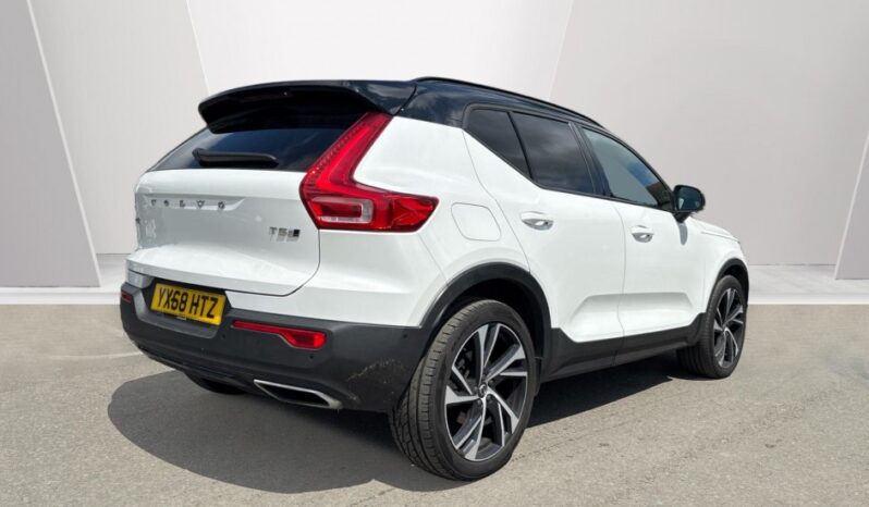 Used Volvo XC40 T5 AWD R-Design Automatic full