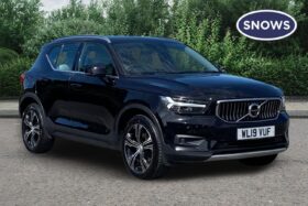 Used Volvo XC40 2.0 D4 Inscription Pro Auto AWD Euro 6 (s/s) 5dr